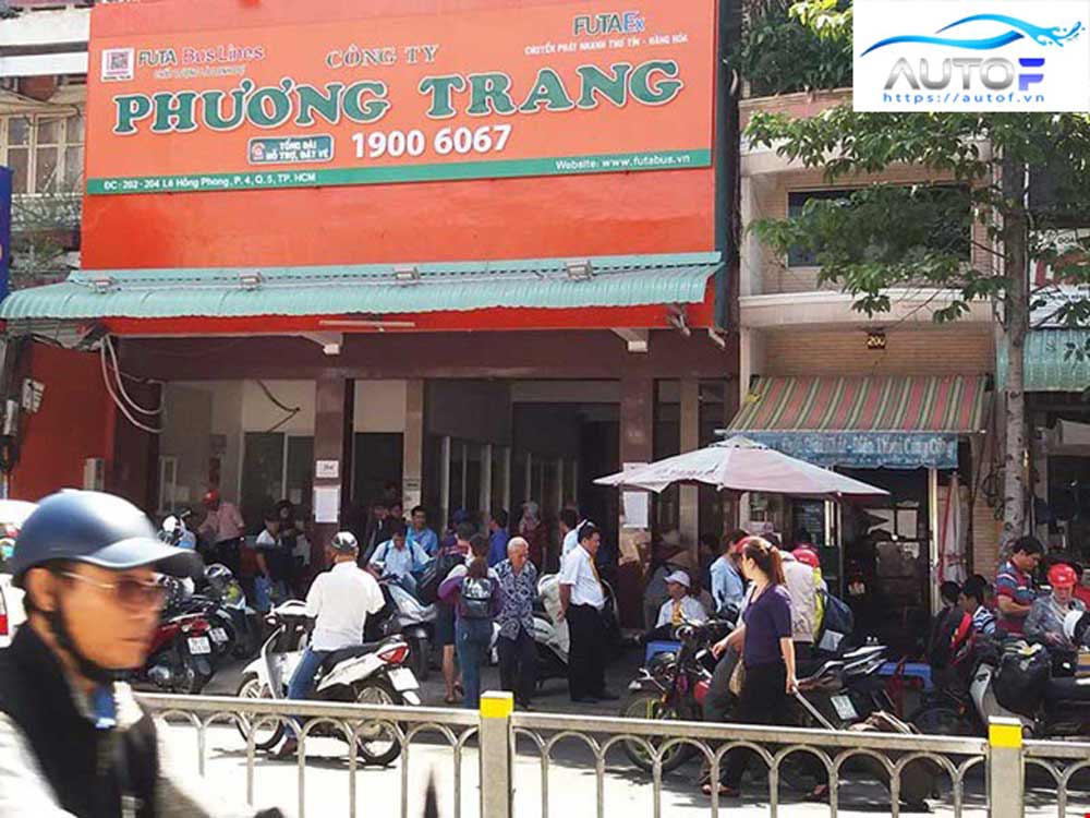 Nhà xe Phương Trang nằm trên đường Lê Hồng Phong